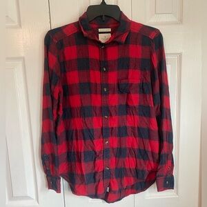 Women’s American eagle outfitters Red Plaid Size Small Petite Ahh-mazingly Soft